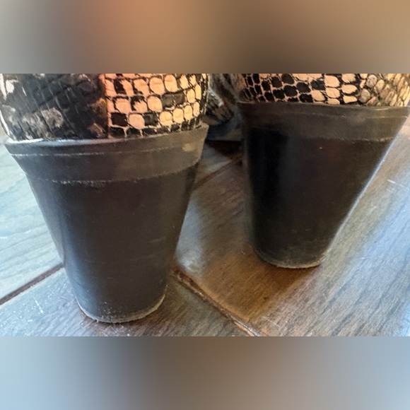 Blondo waterproof side zip boots - Picture 5 of 8